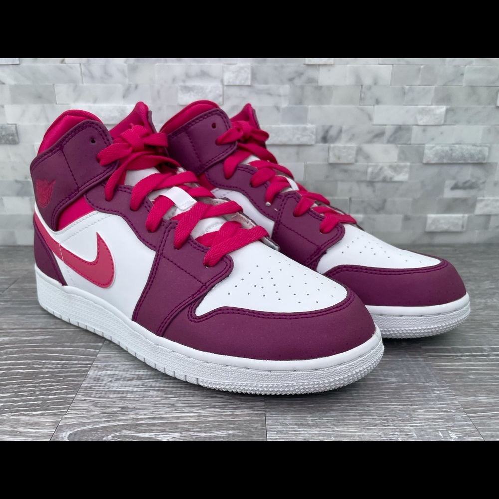 Women’s Nike Air Jordan 1 Mid GS ‘Rush Pink’